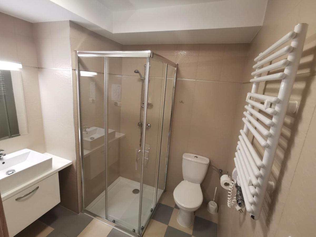 Osrodek Wczasowy Medyk Pum Aparthotel Dziwnów Εξωτερικό φωτογραφία